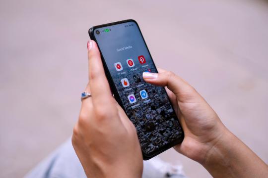 澳洲青少年社群禁令：澳洲政府擬蒐證起訴社群巨頭（上集）